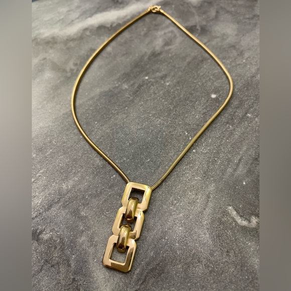 Vintage Gold Link Necklace - Picture 7 of 8